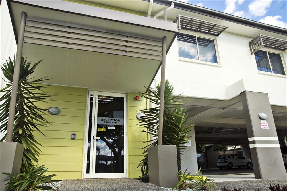 Redcliffe Motor Inn Exterior photo